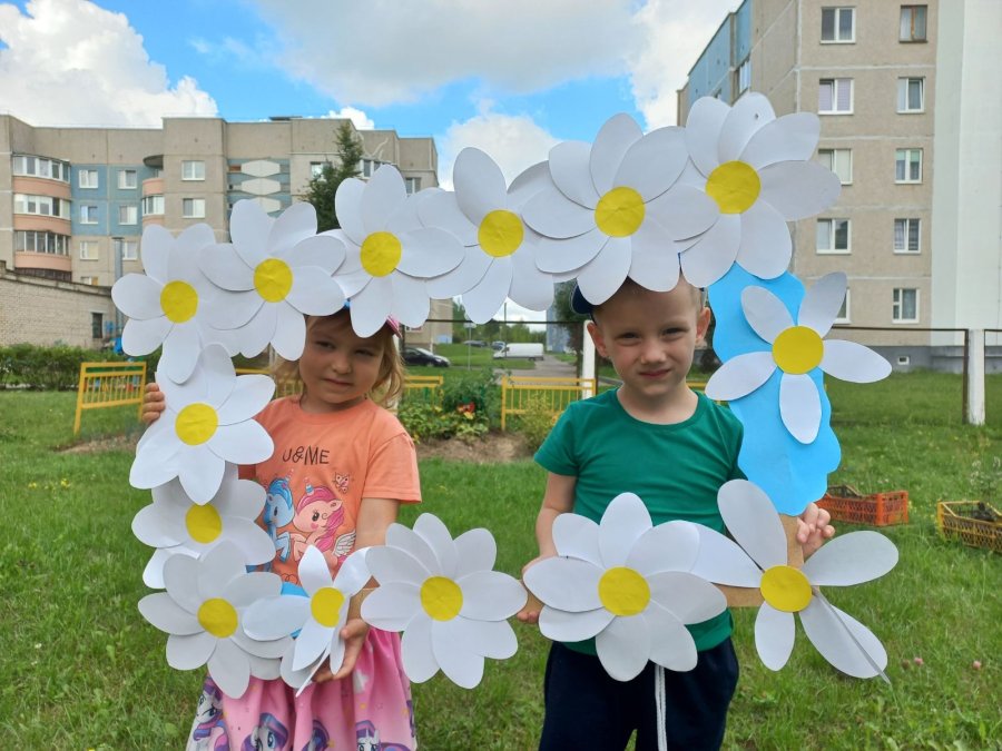 Ах, у ромашки лепестки...