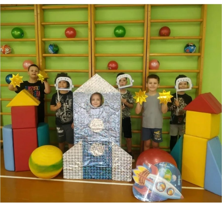 День космонавтики